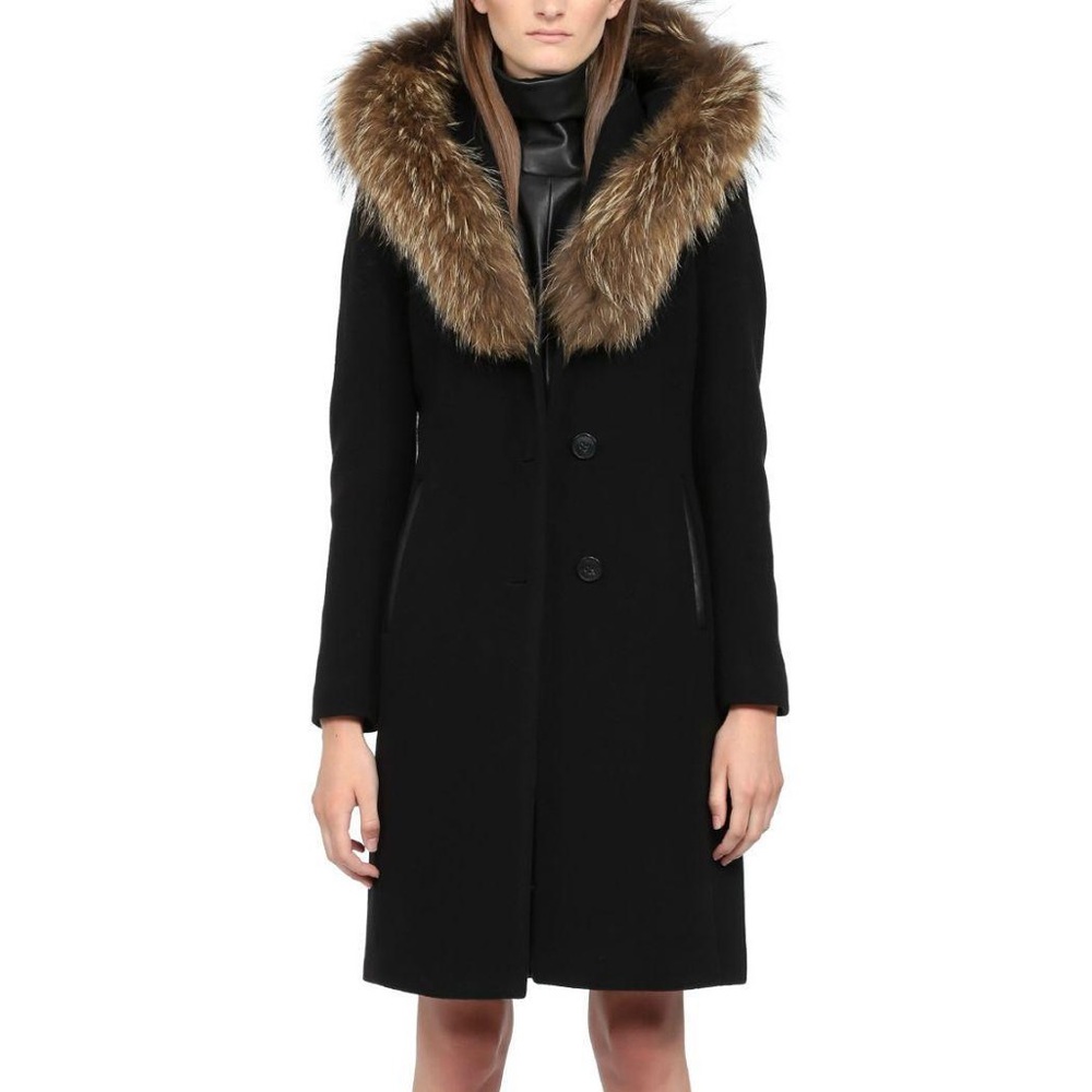 Mackage “Andie” Asiatic Raccoon Fur trimmed Hooded Wool/Cashmere Coat Small